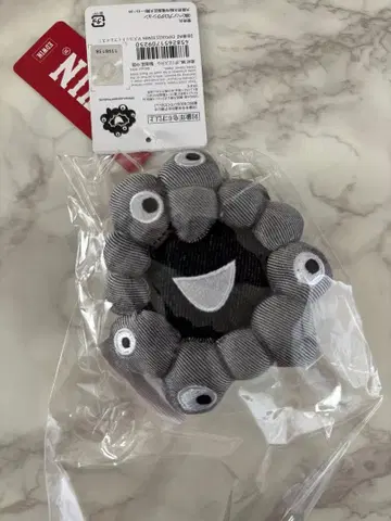 에드윈 x [미야쿠미야쿠] 데님 페이스 마스코트/카라비너 포함