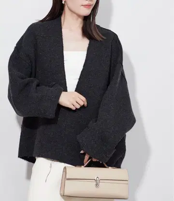 플라주 [ R'IAM ] 실루엣 블라우스 블랙