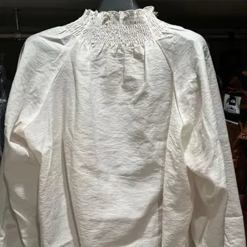 WO: 시어 셔링 블라우스