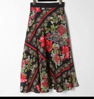 Grace Continental 보타니컬 스카프 스커트