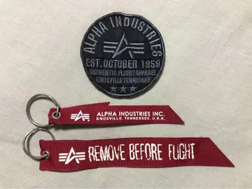알파 인더스트리 와펜 키링 택