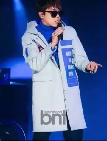 skullhong 이홍기 후드 부착 롱 코트