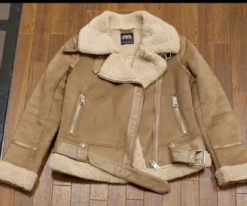 새상품급 ZARA 베이지 무스탕 자켓 XS 라이더스 보아
