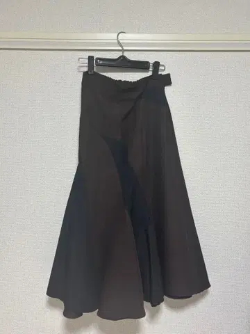 UNITED TOKYO 스커트