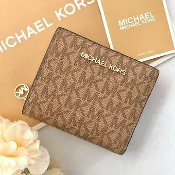 새상품 정품 MICHAEL KORS 접이식 지갑 베이지 이단 접이식 지갑