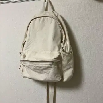 무인양품 어깨 부담을 줄여주는 럭색 에크루 화이트