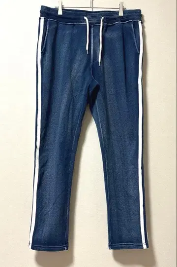새상품 속기모 따뜻한 맨투맨 데님 팬츠 사이드 라인 빅 사이즈