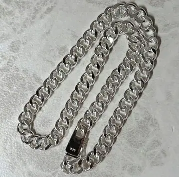 새상품급 남성용 목걸이 액세서리 실버 925 각인 있음