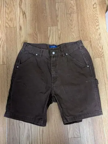 라파예트 브라운 숏팬츠 덕지