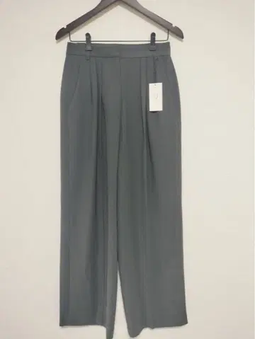 yuw 로리즈팜 칼제 W 턱 와이드 팬츠 새상품