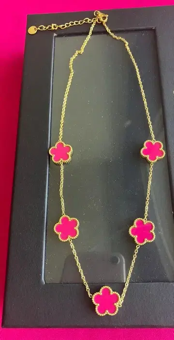 프랑스 파리 6구 부티크 꽃 모티브 목걸이 핑크 로즈 새상품