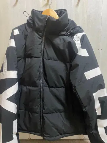 다운 자켓 블랙