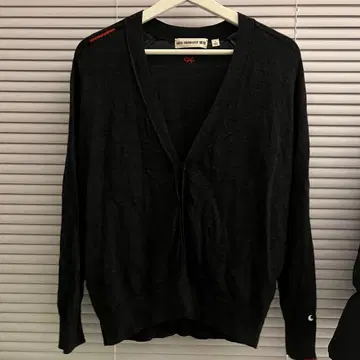 UNIQLO 안야 힌드마치 메리노 오버 사이즈 V넥 가디건