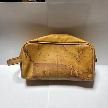 PRIMA CLASSE 도안 베이지 클러치백(형 뒤틀림)