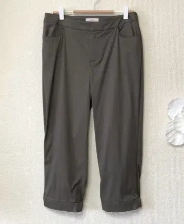 앨리스버리 심플 반바지 L 11호 올리브 새상품 15,000+세금