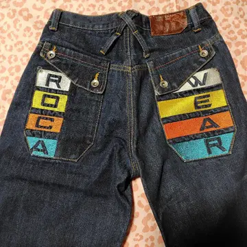ROCA WEAR 컬러풀 자수 데님 팬츠