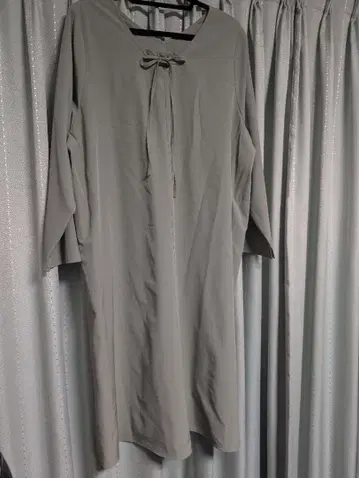 아즈노우아즈오오라카: 카키색 원피스 19호