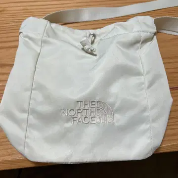 THE NORTH FACE 화이트 숄더백