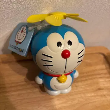 도라에몽 프로펠러 달린 피규어 수동 팬
