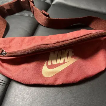 NIKE 나이키 바디백