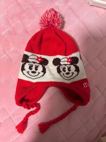 미키 캐릭터 빨간색 니트 모자