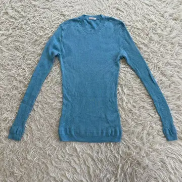 DRESSTERIOR(드레스테리어) 실크 캐시미어 혼방 스웨터 38 중고