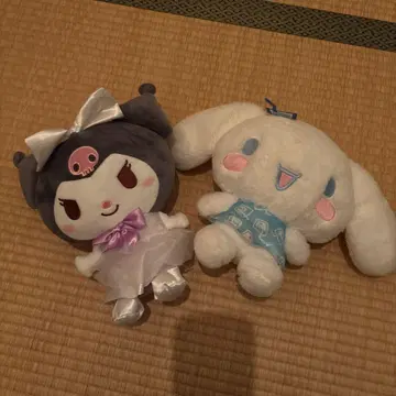 산리오 캐릭터 봉제 인형 세트 쿠로미 & 시나몬