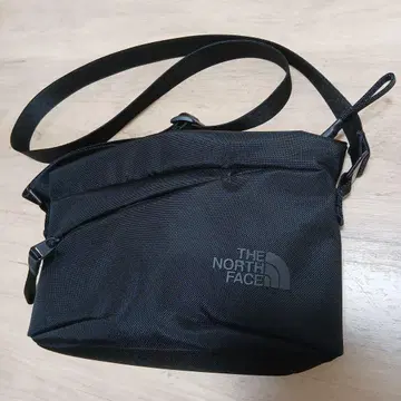 THE NORTH FACE 블랙 숄더백