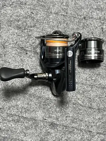 시마노 22 미라벨 1000 스피닝 릴 C2000S 스풀 포함