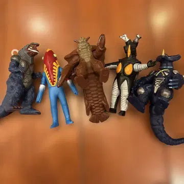 울트라맨 괴수 피규어 5체 세트