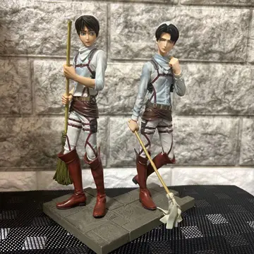 진격의 거인 청소 피규어 엘렌 리바이