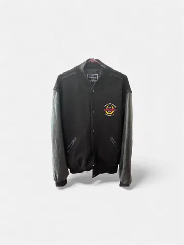 홀로웨이 블랙 바시티 자켓