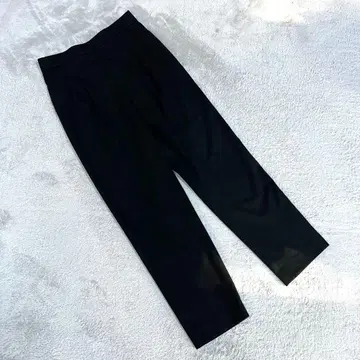 새상품급 [글로벌 워크] (M) 턱인 슬랙스 팬츠 블랙