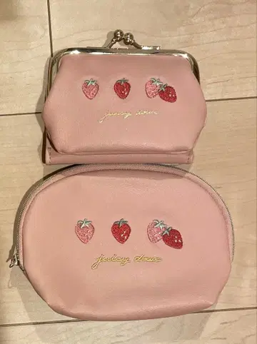 새상품 미사용 딸기 파우치 지갑 세트