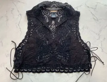 캘런솔로지 자수 블라우스 블랙