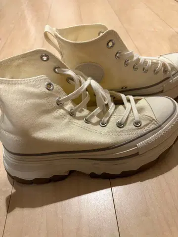 새상품급 [ emmi x CONVERSE ] 24.5cm