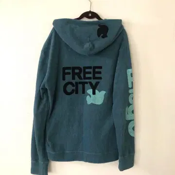 새상품급 FREE CITY 프리 시티 파일 지퍼 후드티 사이즈 2