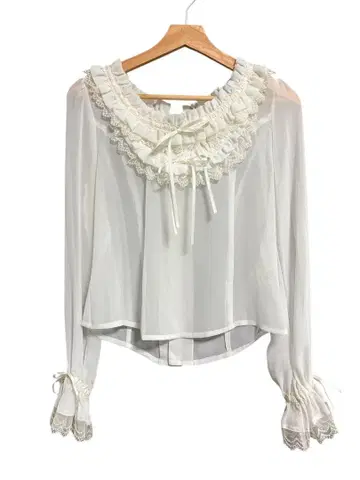 BABY 쉬폰 블라우스