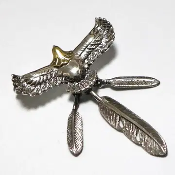 목걸이 은세공 장인 펜던트 맹금류 독수리 날개 고공 비상 우아한 포식자