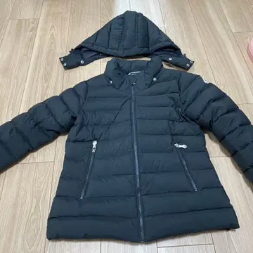 피레넥스 다운 자켓