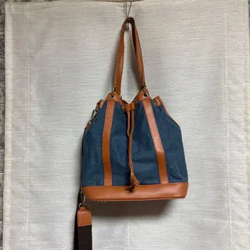 네이비 양동이형 숄더백