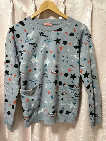 베티즈 블루 별 패턴 맨투맨, 스컬 패턴 레드 후드티 세트 판매