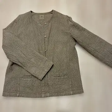 maison de soil 브라운 노카라 퀼팅 린넨 자켓