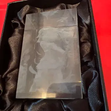 넵튠 레이저 크리스탈 LED 받침대 포함