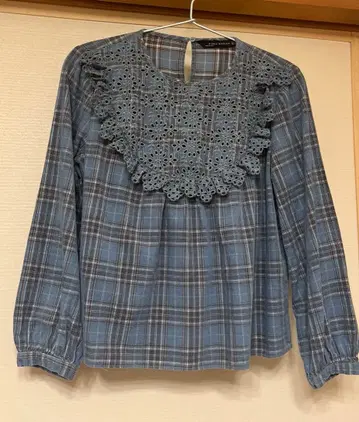 ZARA 체크 프릴 블라우스 레이스 블라우스