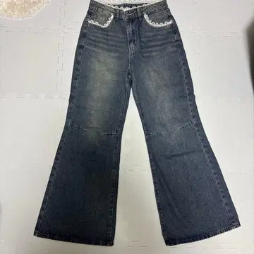 레이스 장식 다크 데님 와이드 레그 팬츠