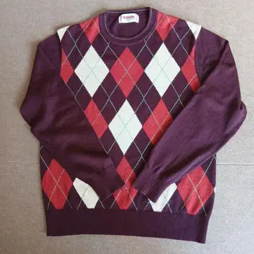 McGregor 다이아몬드 패턴 스웨터