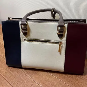 Clelia 클레리아 트리코롤 2Way 토트백