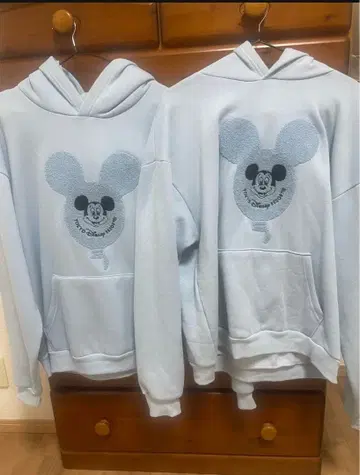 디즈니랜드 후드티 2벌 세트