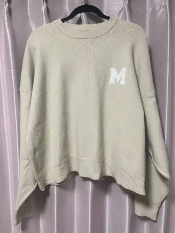 [ USAGI ONLINE 한정판 ] 트레이너처럼 보이는 니트